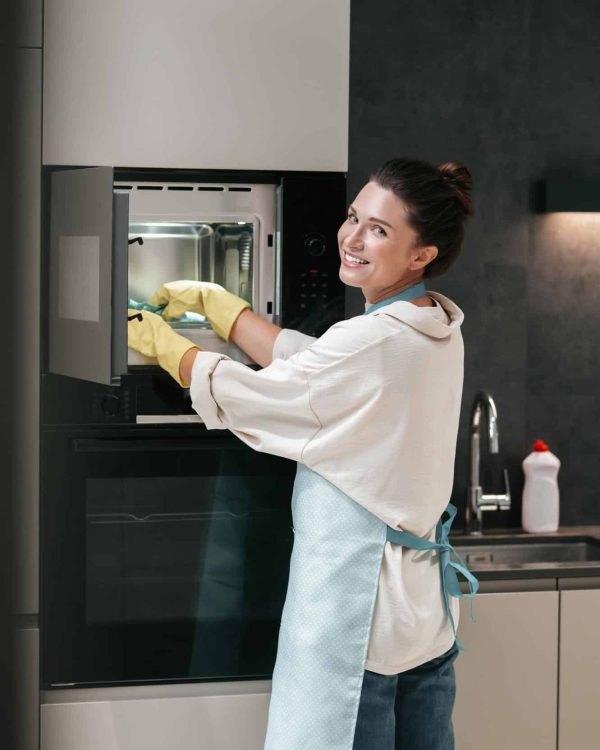 Microwave cleaning